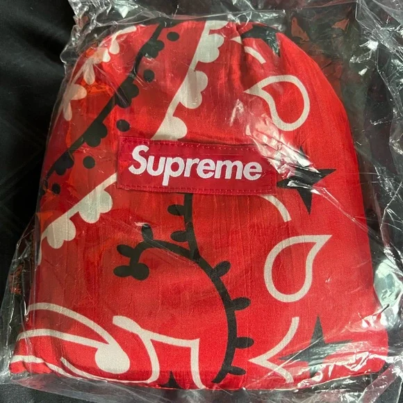 Supreme®/ENO® er™ Nylon Blanket Spring/Summer 2022 Preview – Supreme